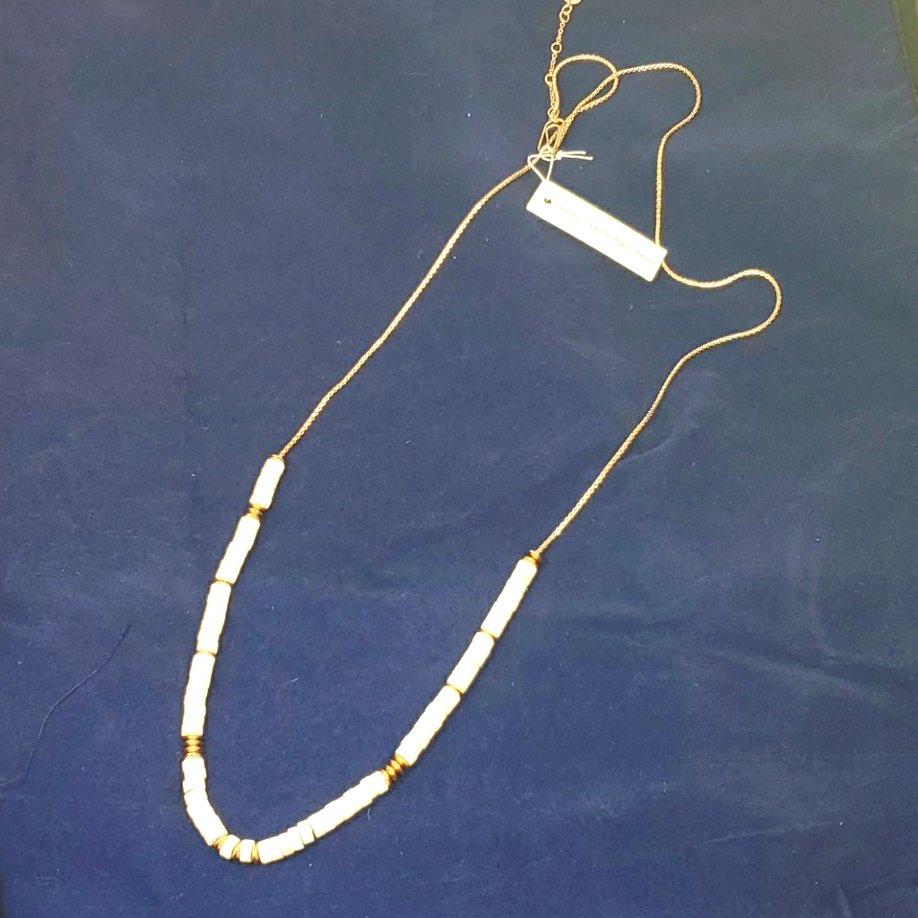 French Connection WhiteGold Necklace 18$